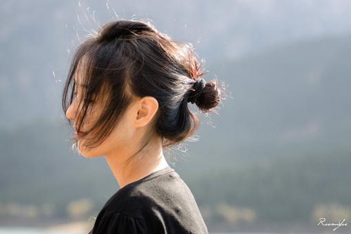 缚春裳，炮灰穿越后又美又飒在线阅读全文 虞时薇谢铭霆小说微信内阅读